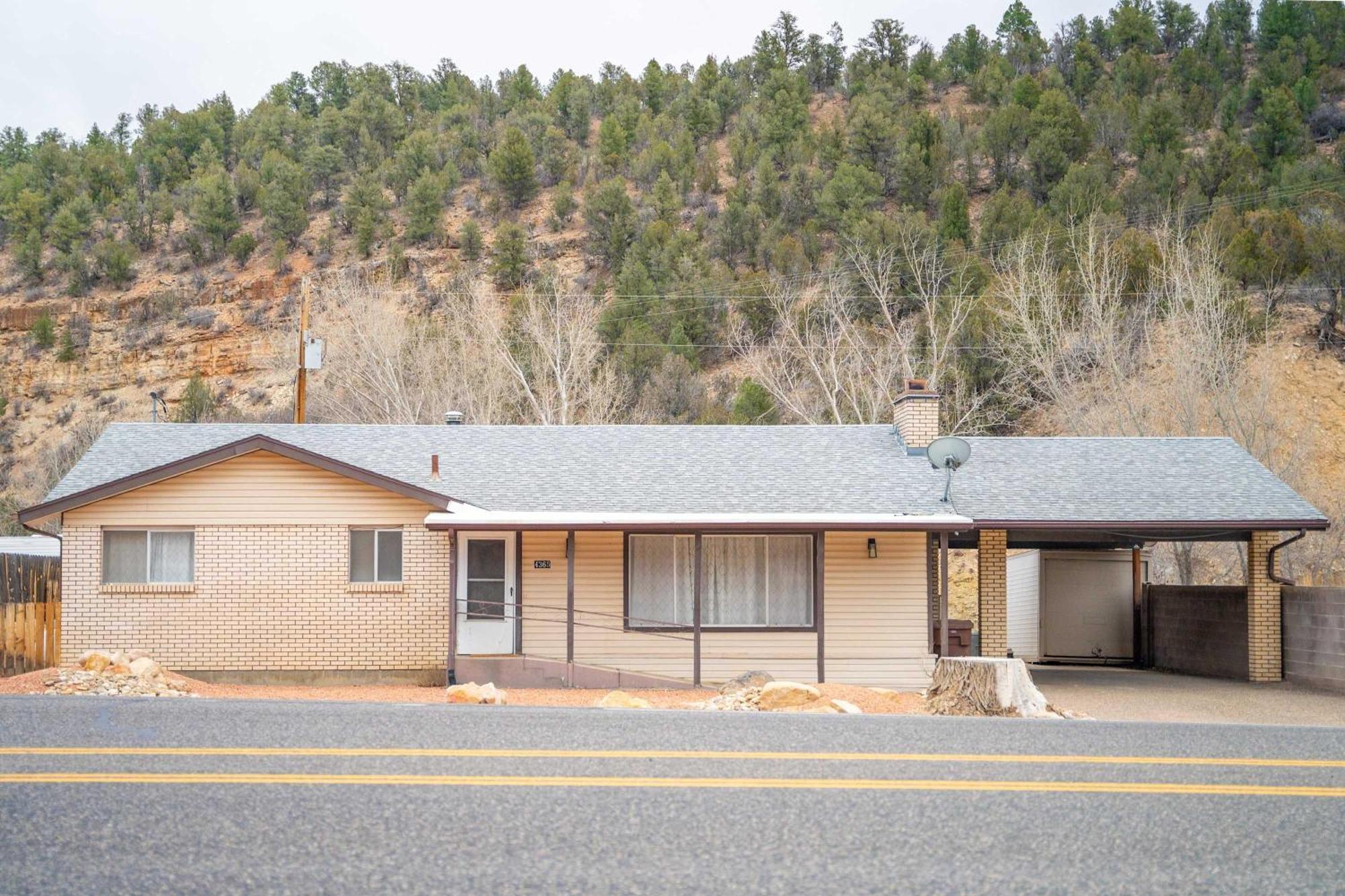 Private Hot Tub Less Than 30 Min To Zion National Park Orderville Exterior photo